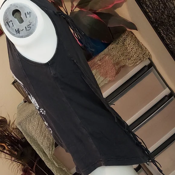 Harley Davidson fringe top - Picture 3 of 8